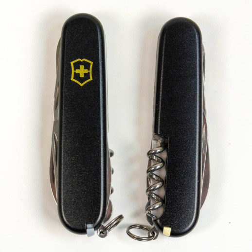 Складной нож Victorinox CLIMBER MAT черный матовый лак с желтым лого