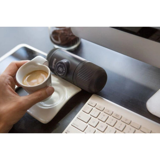 Набор Wacaco Nanopresso: кофеварка, адаптер для капсул и полотенца бариста