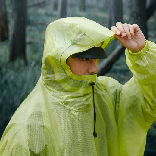 Дождевик-пончо легкий с рукавами Naturehike CNK2620FS011, L, зеленый