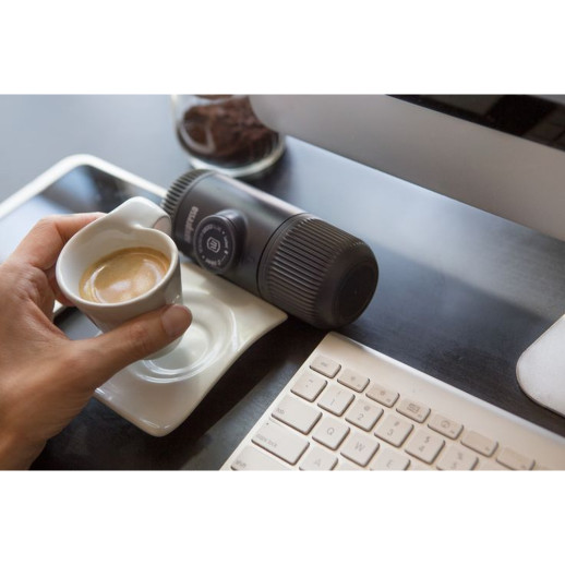 Портативная эспрессо-кофеварка Wacaco Nanopresso Grey
