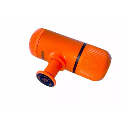 Портативная эспрессо-кофеварка Wacaco Nanopresso оранжевая с чехлом