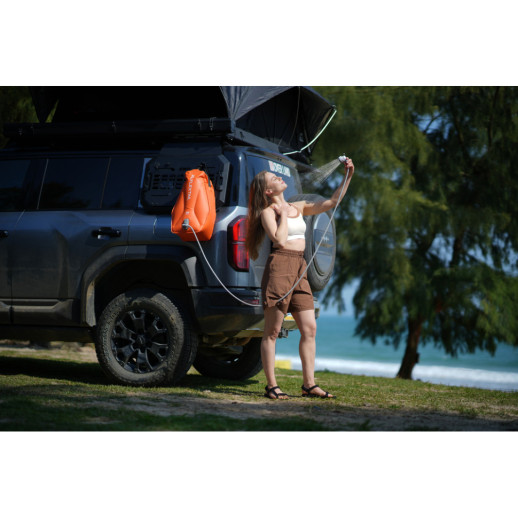Контейнер для воды с насосом и душевой лейкой Flextail Tiny Shower Bag, 20л, оранжевый