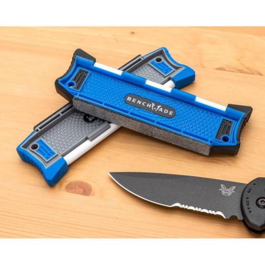 Точило Benchmade "20° Guided hone tool", керамика+кожа, 20 градусов