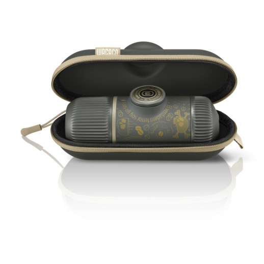 Портативная эспрессо-кофеварка Wacaco Nanopresso темно-серая с чехлом