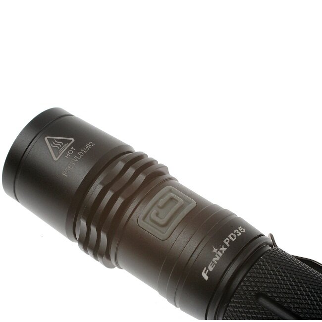 Фонарь Fenix PD35 Cree XM-L2 (U2), маленький пузырек воздуха на стекле 7563