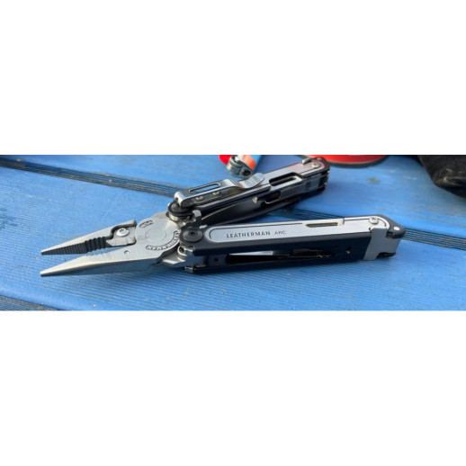 Мультитул Leatherman ARC, нейлоновый чехол, биты