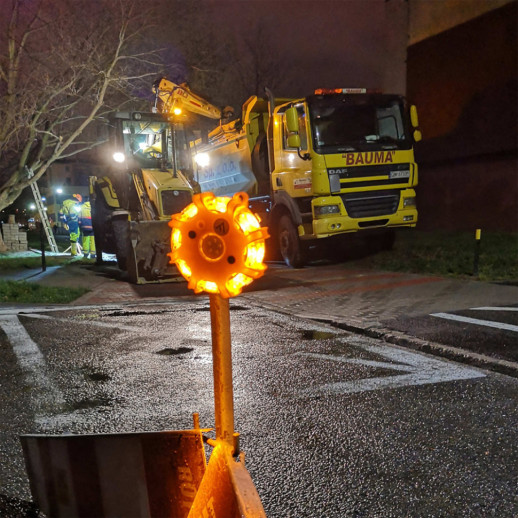 Комплект фонарей профессиональных Mactronic M-Flare (65 Lm) Amber Magnet Synch Recharg 12/220V (PSD0012)