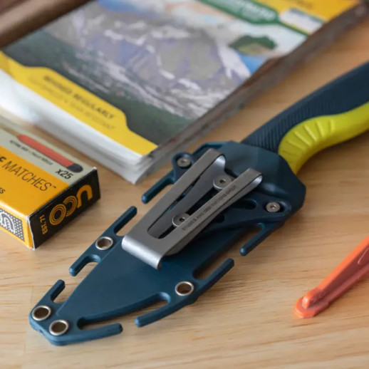 Нож SOG Aegis FX, Indigo/Acid Yellow (SOG 17-41-01-41)