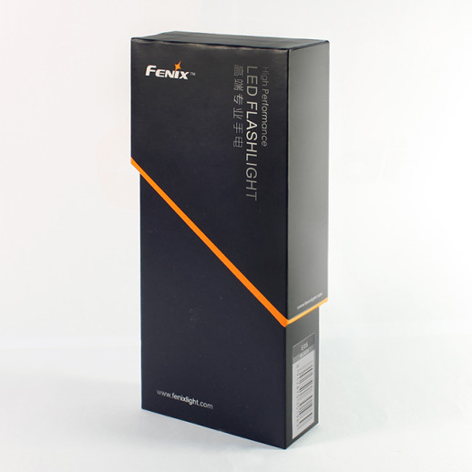 Фонарь-брелок Fenix E05 R2 черный в подарочной упаковке, 85 лм.