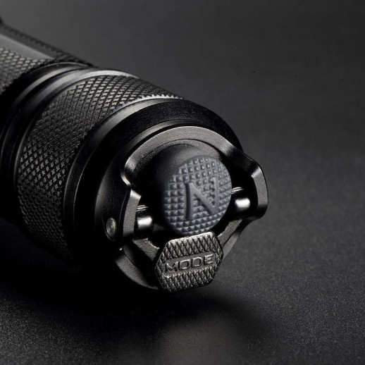 Тактический фонарь Nitecore TM03 CRI, 2600 люмен