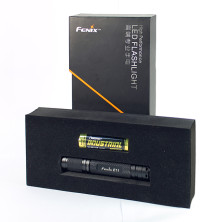 Карманный фонарь Fenix E11 черный в подарочной упаковке, 115 лм.