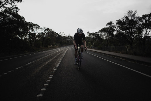 Мигалка передняя Knog Blinder Square Front 200 Lumens