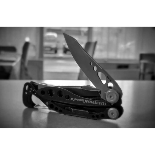 Мультитул Leatherman Skeletool CX Onyx