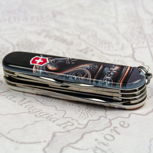 Складной нож Victorinox HUNTSMAN ZODIAC Шахматный конь 1.3713.3.Z5310pk