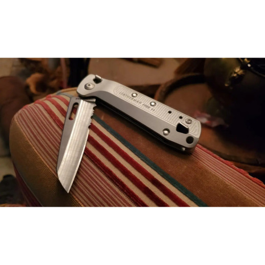 Нож-мультитул Leatherman Free K4x Silver (832662)
