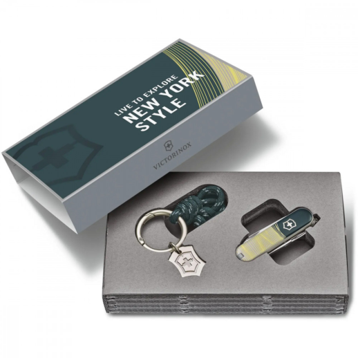 Складной нож Victorinox CLASSIC SD New York Style 0.6223.E223