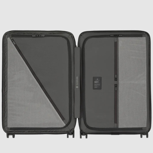 Чемодан Victorinox AIROX Advanced Black Средний