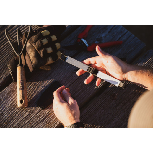 Точилка механическая карманная Work Sharp Folding Field Sharpener WSEDCFFS-I