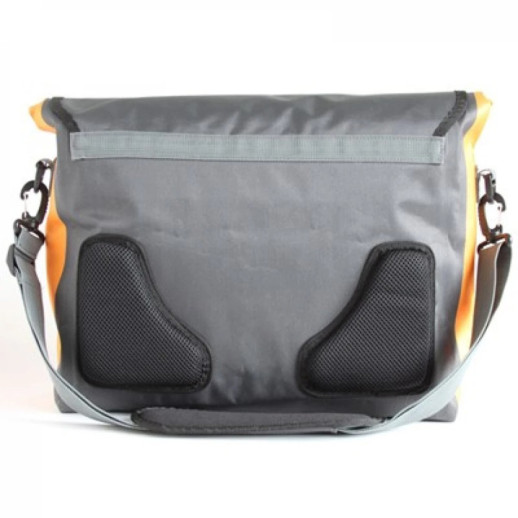 Гермосумка AQUAPAC Stormproof™ Messenger Bag