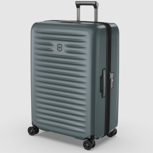 Чемодан Victorinox AIROX Advanced Storm Большой
