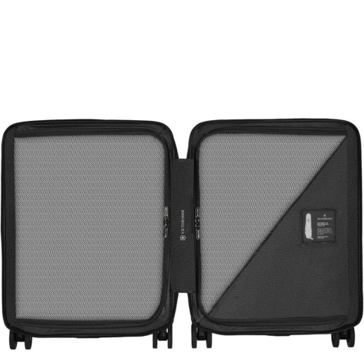 Чемодан Victorinox AIROX/Black Маленький