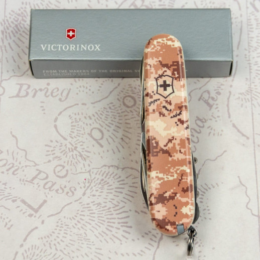 Складной нож Victorinox CLIMBER ARMY Пиксель песочный 1.3703.7.W3944p